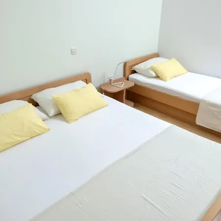 Апартаменты Dolac Side - Two Bedroom 1