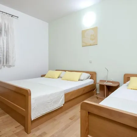 Apartman Dolac Side - Two Bedroom 1